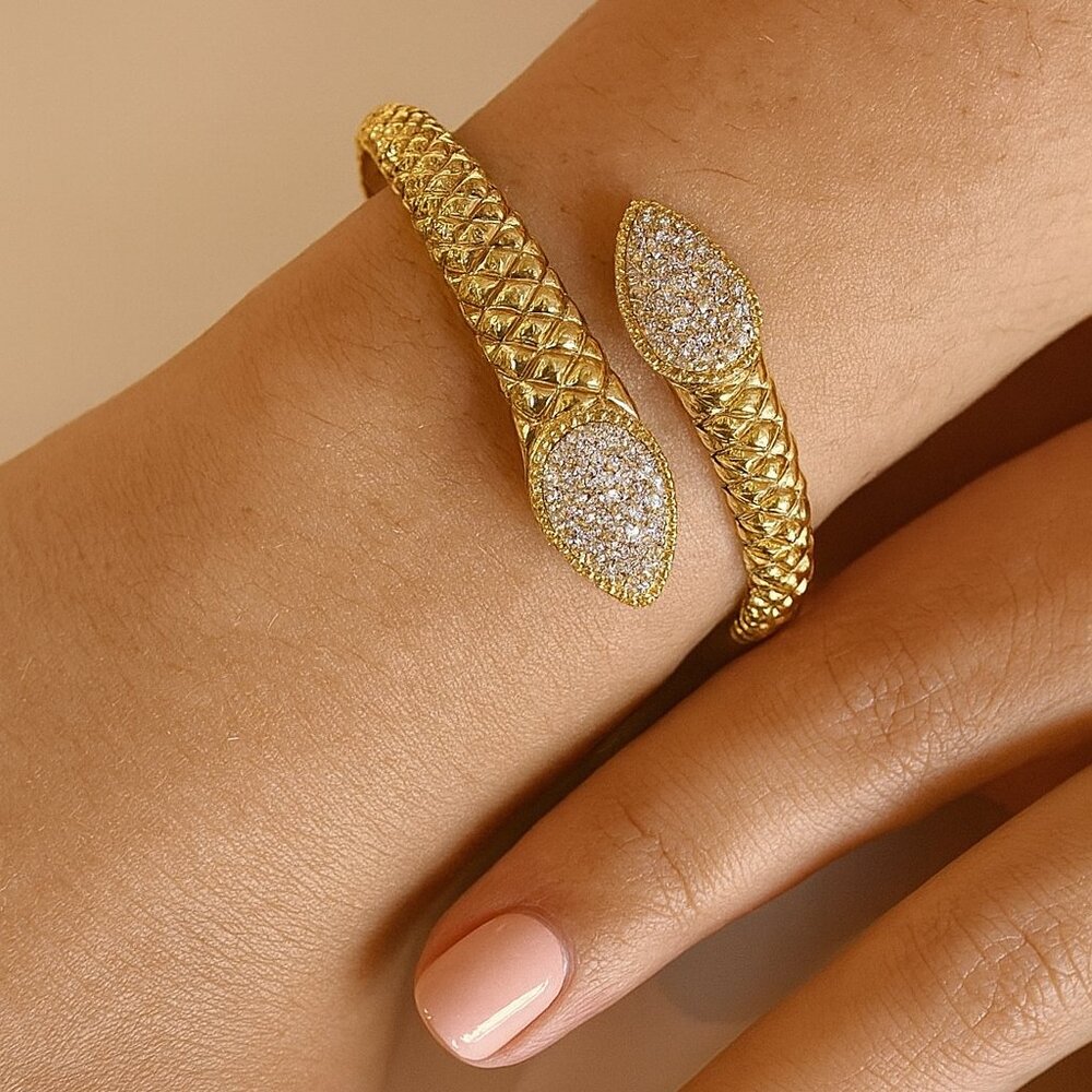 Snake Alloy Plating Inlay Artificial Gemstones 14k Gold Plated Women's Bangle